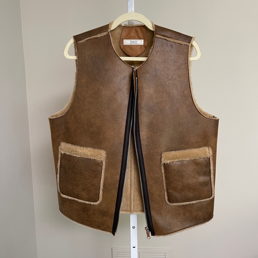 Tarot women’s vest made in Korea